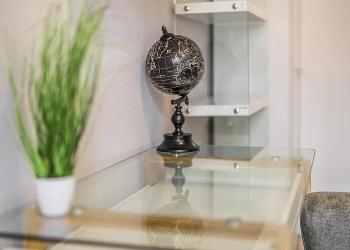 Moderne Single Hauptbahnhof * Halle (Saale)